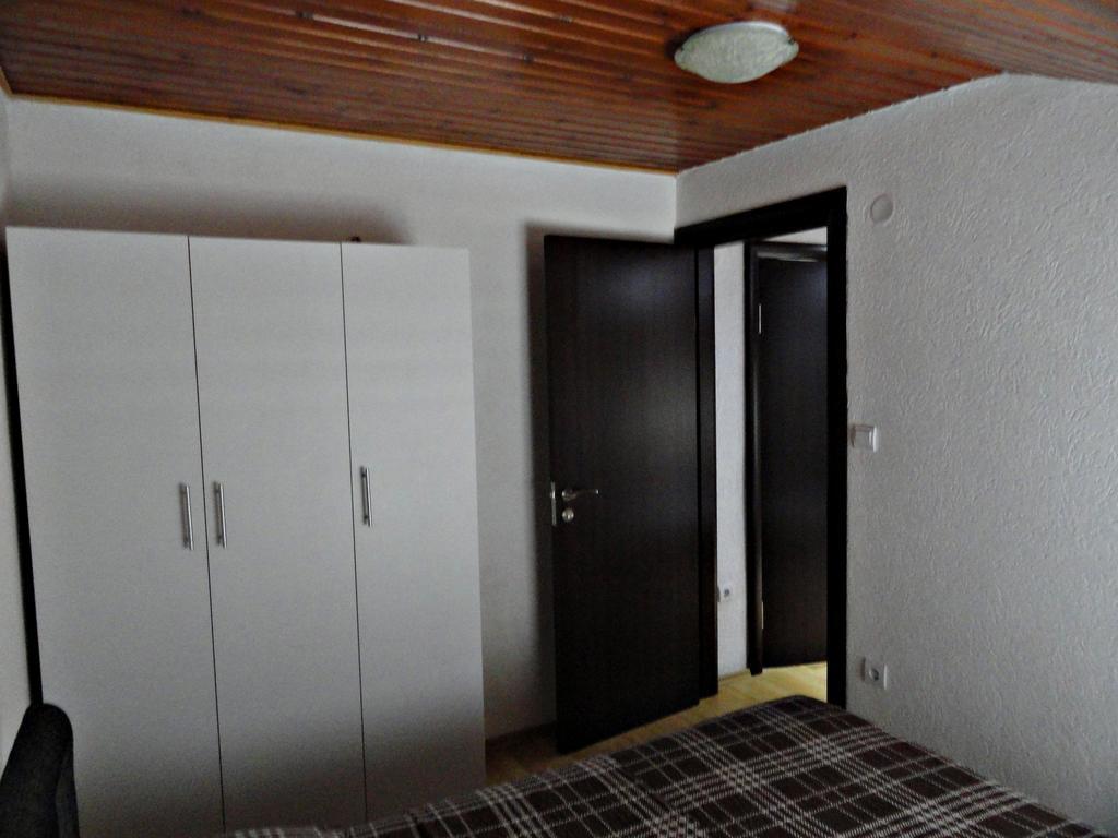 Apartments Pribilovic Budva Room photo