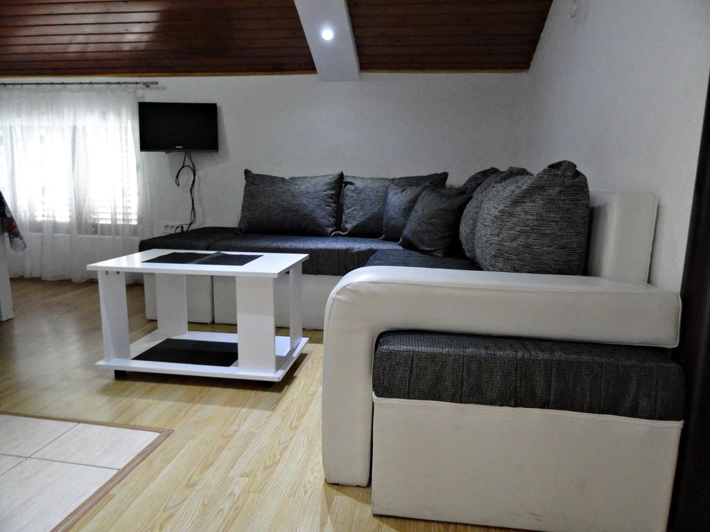 Apartments Pribilovic Budva Room photo